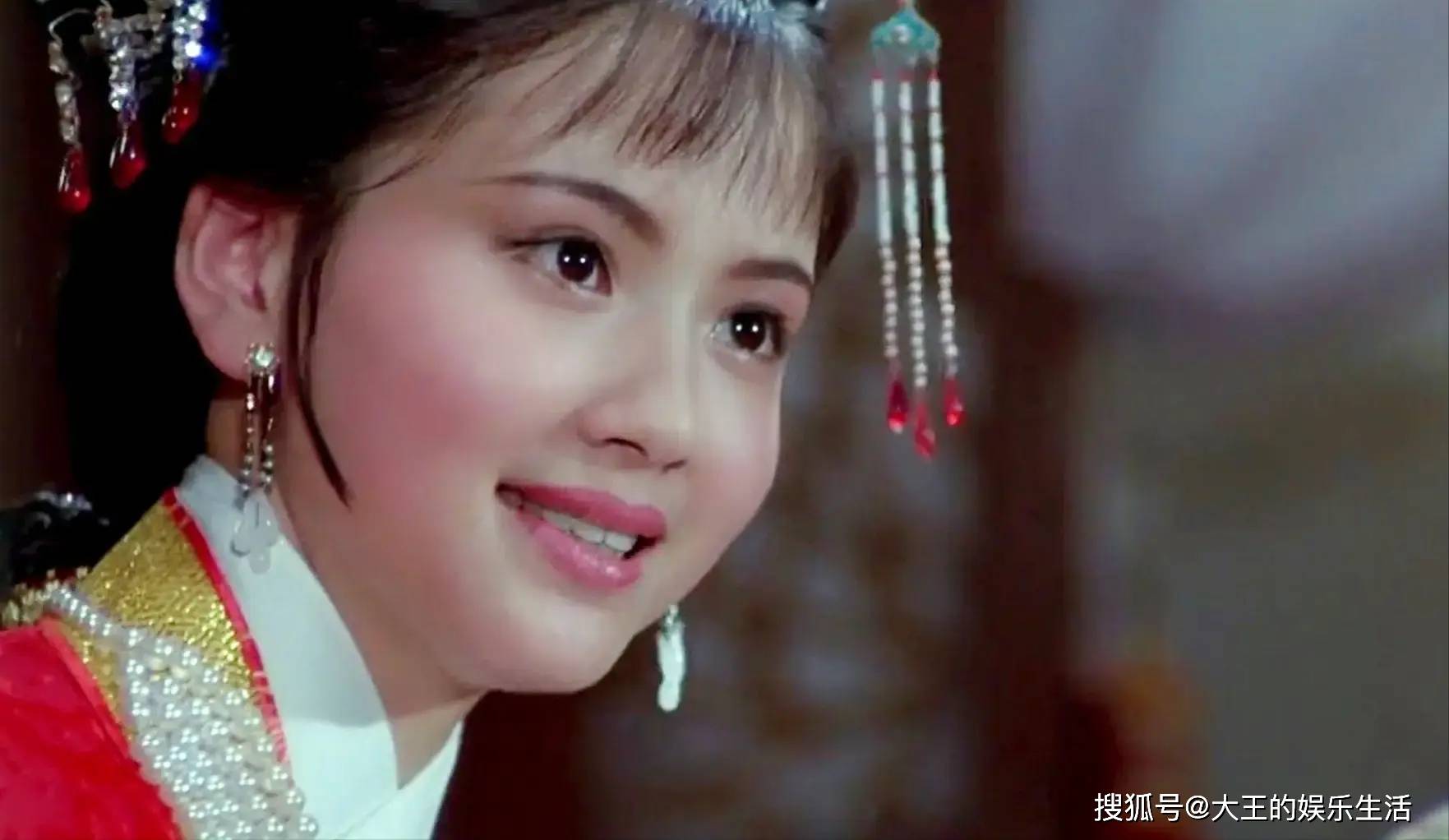 江南第一美人嫁初恋,却被传"守寡10年":她公开辟谣,官宣幸福