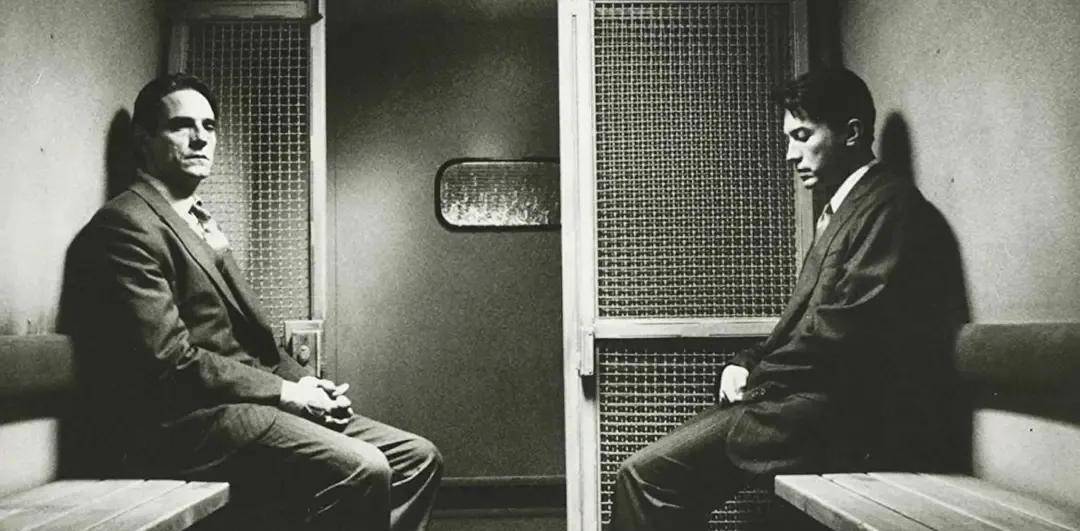 虽然已经如愿以偿地拿到了她的电话号码,但布尔西科因为害羞就一直没