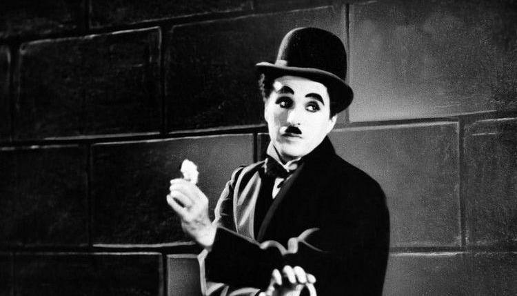 卓别林的风流情史,前两任嫁给他时均16岁,她为他生下5男3女