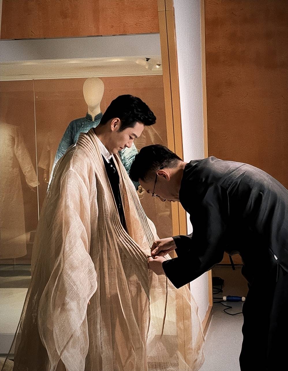 张韬:一次非同寻常的工作,专程赴江西采访老同事胡蝶的老公陆川