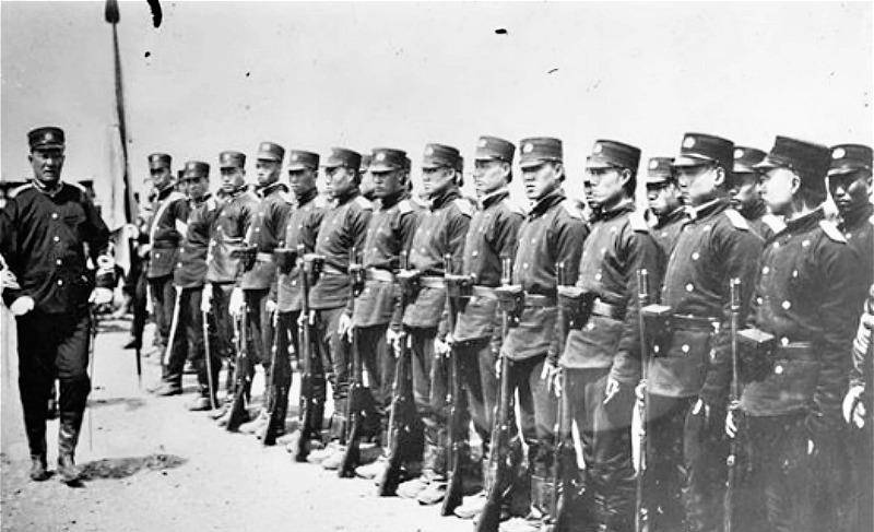 西化后的禁卫军——清王朝落入余晖的最后一丝掠影