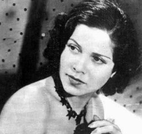 一个玩弄人心的女间谍,窃取军事机密时机智一脱,缩短战争进程_贝蒂