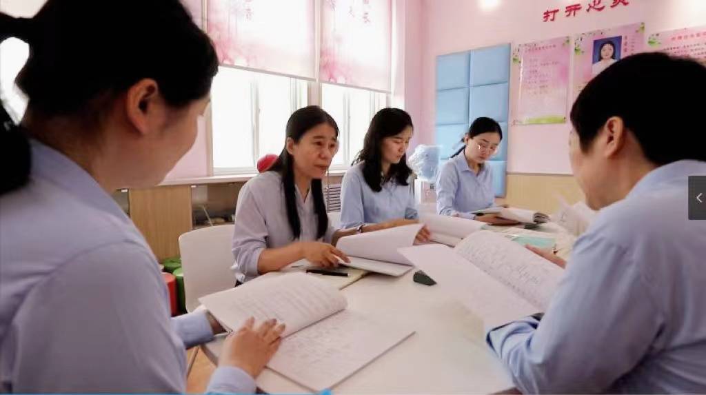 拥抱情绪 点亮心灯——濮阳市特殊教育学校心灵之约名师工作室专题