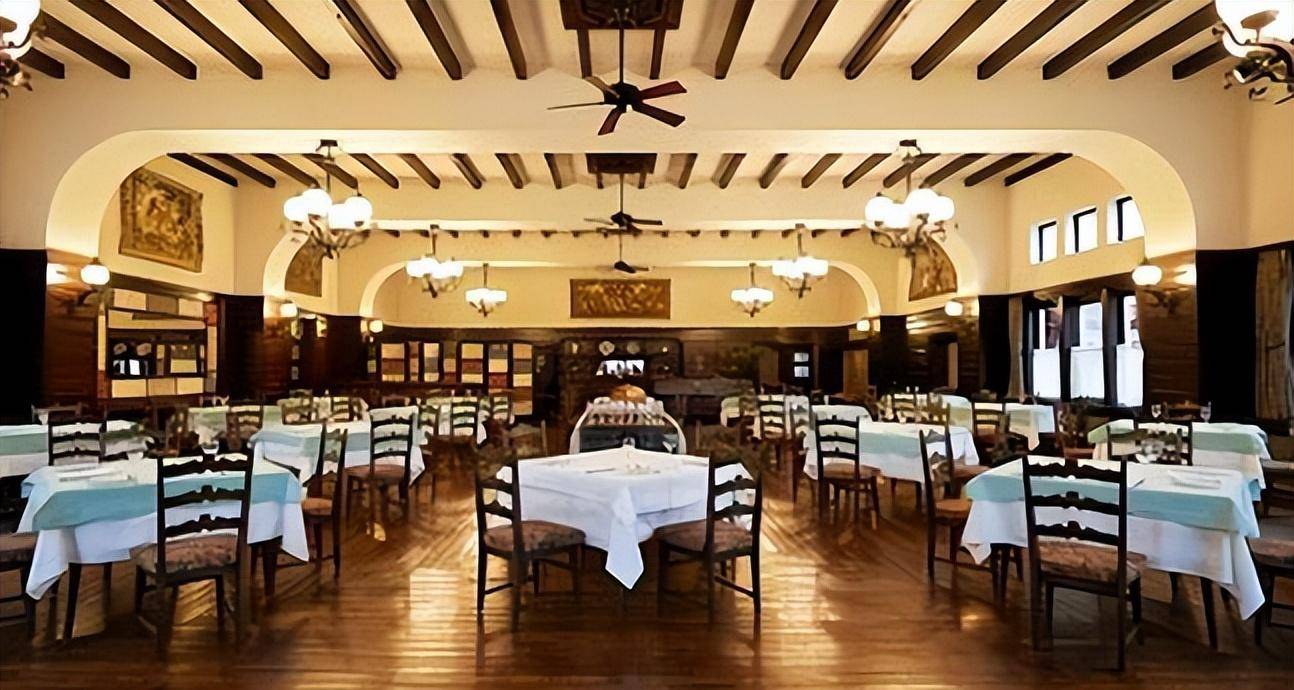 2024年可以吸引明星来光顾的饭店竟然是因为装修特殊？-2024年娱乐圈