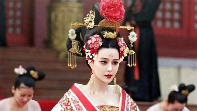 跟李世民11年,武则天都没有子嗣,李治上位后,为何有了?