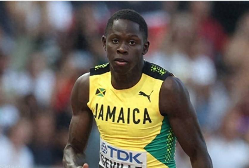 超越世界第一!00后博尔特接班人9秒82夺冠,莱尔斯不服:巴黎见