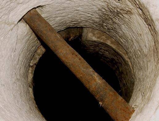 不久,慈禧太后命人将珍妃尸体从水井中打捞出来,并追封为珍贵妃,后