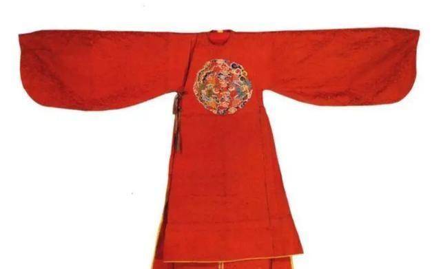 从"纸裘,皮裘,长袍到棉袄"",探析我国古代服饰的变迁