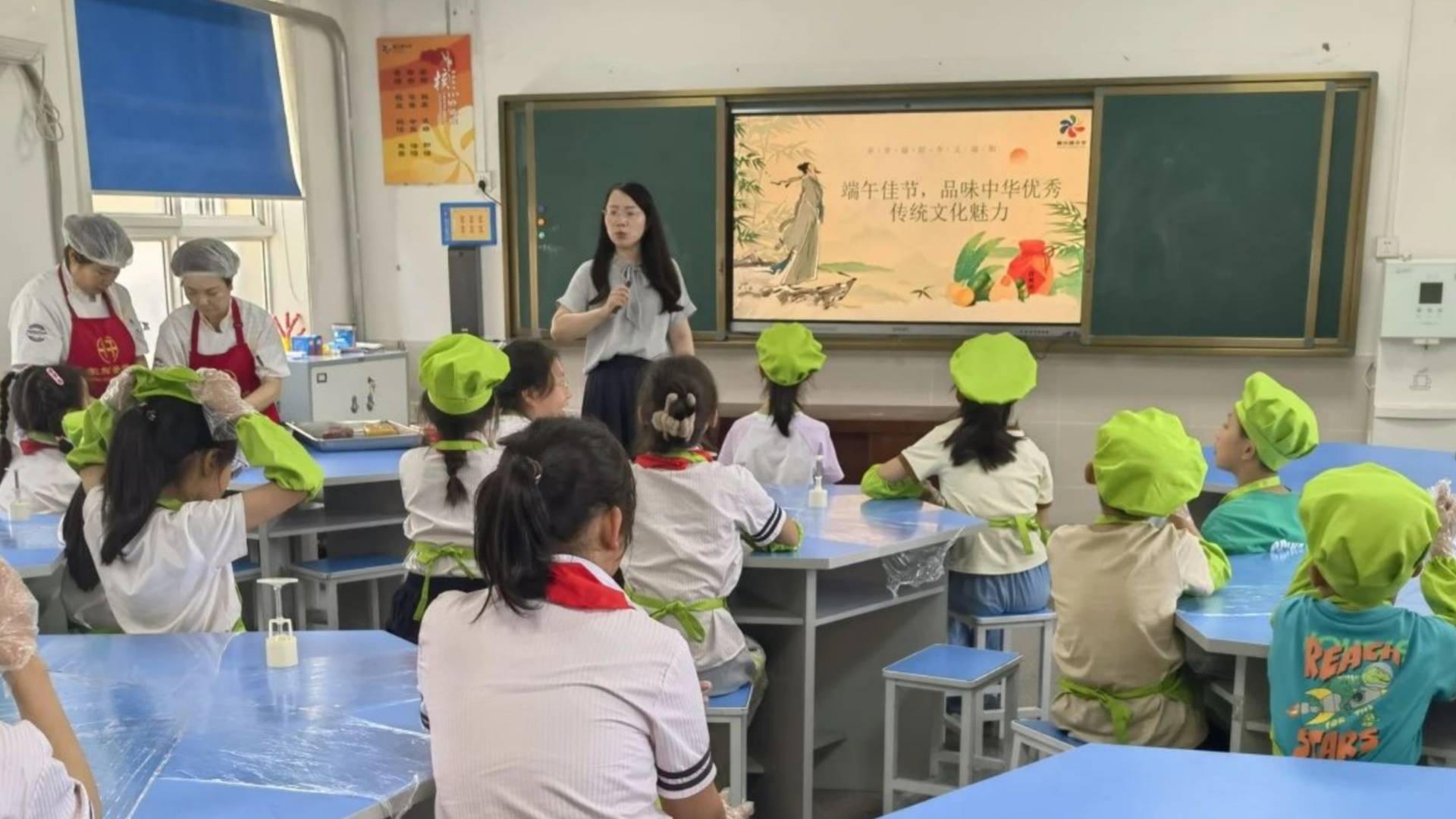 西安市碑林区振兴路小学食育工坊:diy绿豆糕,劳动实践与传统融合