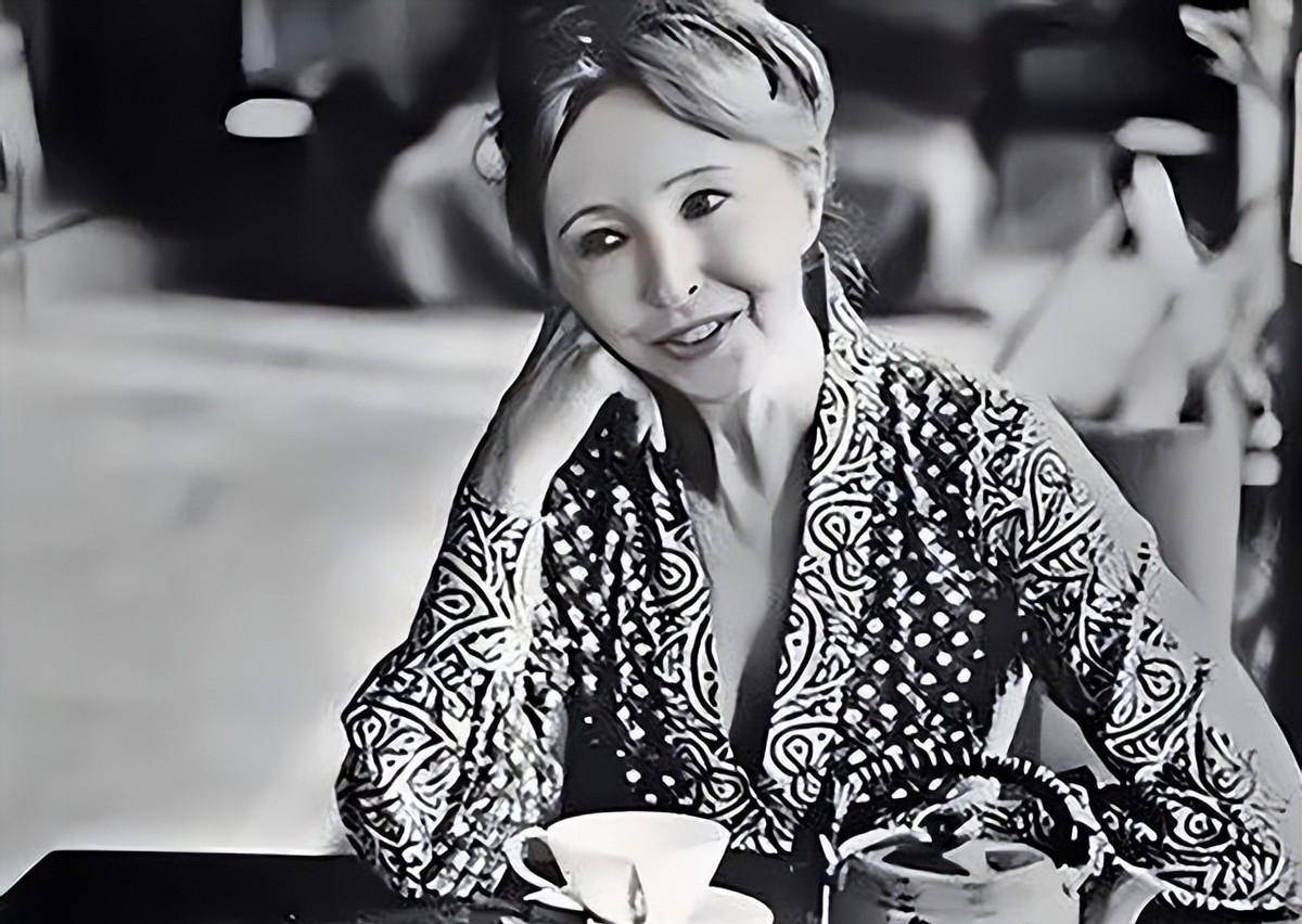 法国女子同时嫁两夫,一个帅气英俊一个有权多金,至死都没被发现