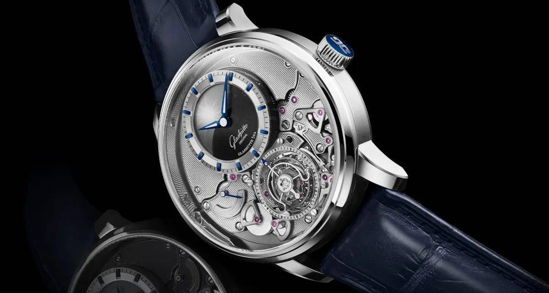 格拉苏蒂,新款"飞返陀飞轮"腕表,了解一下