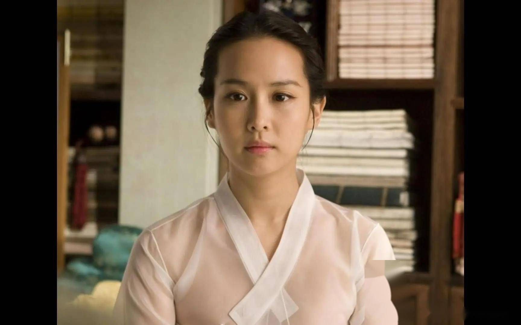 绝美女神赵茹珍,才华与美貌齐飞,看她写真就是一场视觉冲击,这谁hold