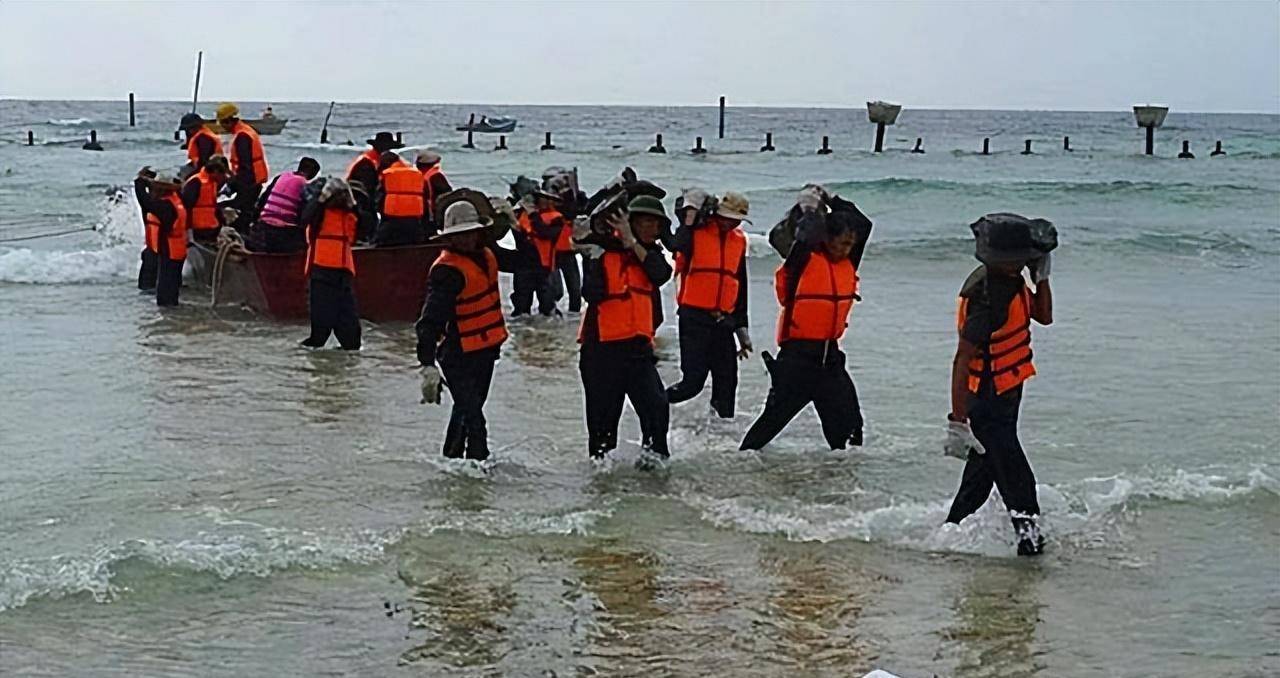 94年中越万安滩对峙,越方架机枪不依不饶,25年后再遇结局如何