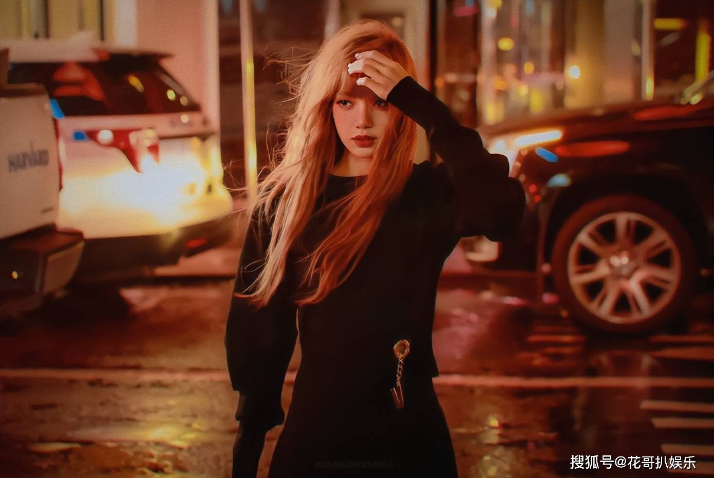 lisa和lv三公子,公共场合激吻视频曝光,jennie粉丝嘲讽她无底线