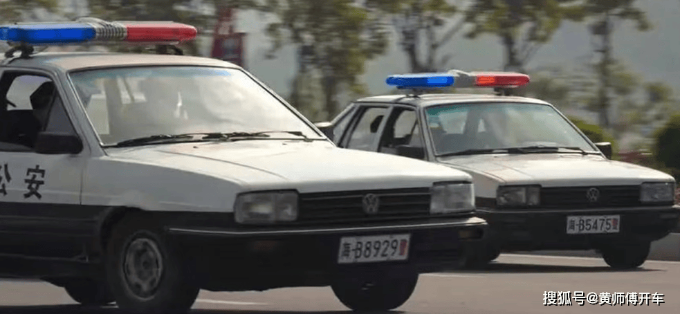 :启蒙者,陪伴者,摆烂者,40年传奇之路