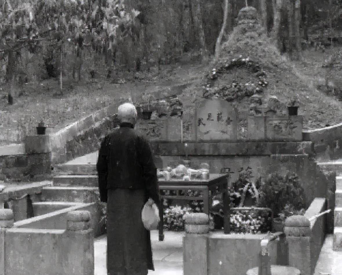 这位老太太去世后,孙中山写碑文,胡汉民写墓志,写墓铭