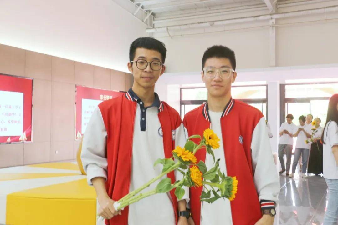 奔赴山河凌云志,踏歌而行振翅飞——金石中学2024届高考壮行会