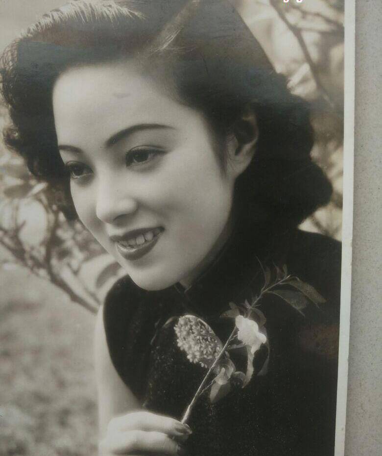 著名歌星李香兰被判死刑,行刑前说出一秘密,结果竟被无罪释放