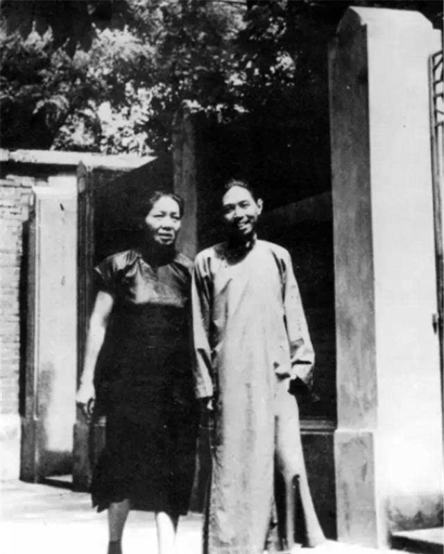 秦德君两次堕胎4年苦等,晚年茅盾回忆录:当她没来过_妻子_日本_带着