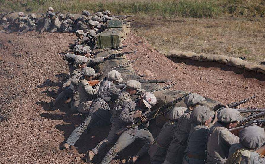 三湾改编具有重要的历史意义,确定了党对中军队的绝对领导,是红军历史