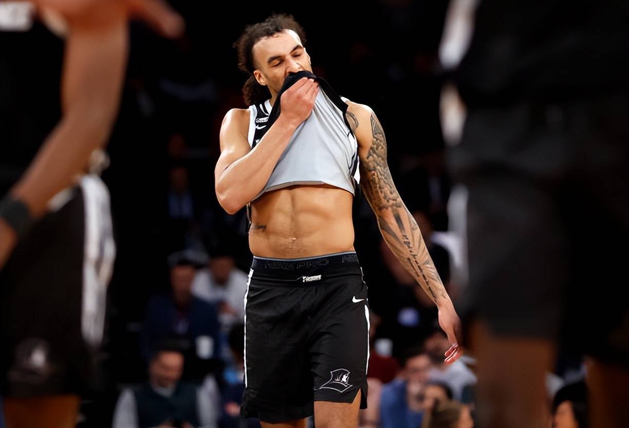 湖人也试训了普罗维登斯后场大将,但他们的选秀权已经太靠后了?