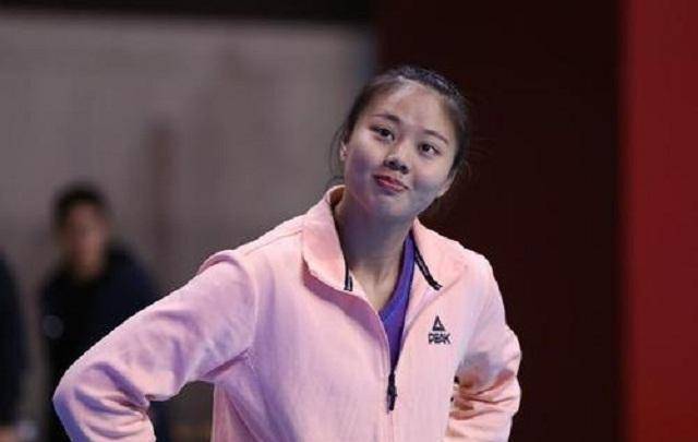 出生在体育世家,身高186cm长着一副"明星脸"_龚翔宇_排球赛_母亲