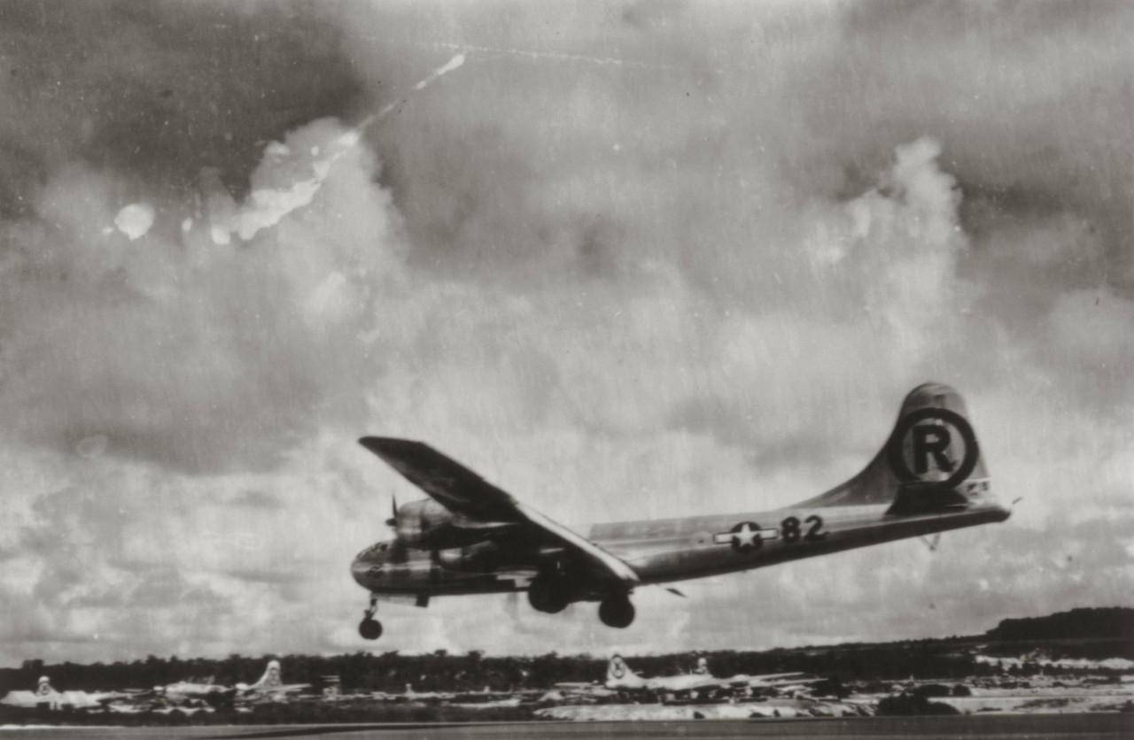 直击广岛原子弹爆炸现场:10亿度高温,把中心地带一切都化为灰烬