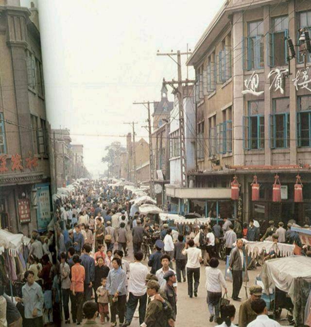 老照片:1985年吉林长春历史情景!看下北国春城变化有多大