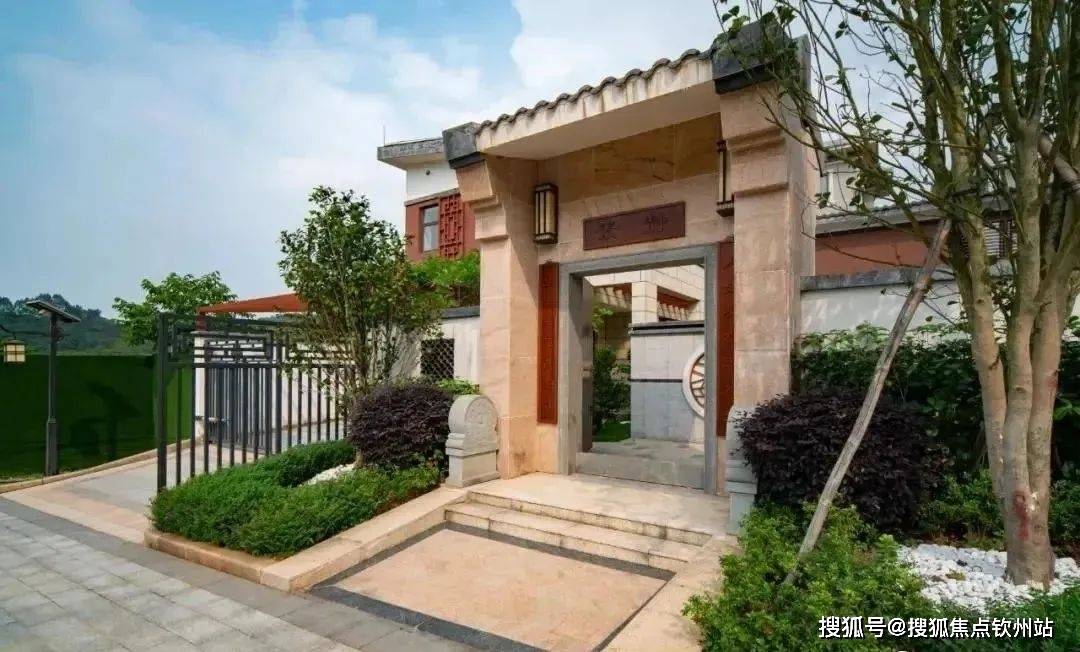 独栋别墅>现楼>毛坯交付1080_652