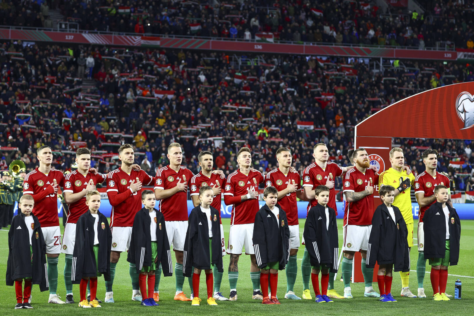 欧洲杯巡礼a组:"一超多强"的格局,东道主要做好攻坚准备