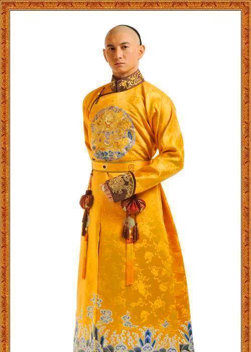 古代皇帝的龙袍脏了,是如何清洗的,古代人又是如何洗衣服的