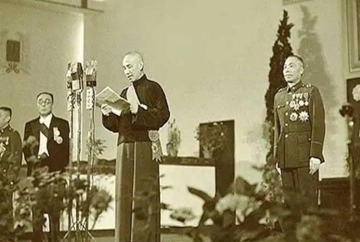 除了蒋介石将白银搬到台湾之后,新中国成立后,将仅剩不多的白银进行了