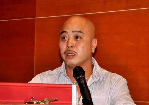 华裔黑帮头目周国祥"从未伤害过华人"?他上位杀害的都是华人