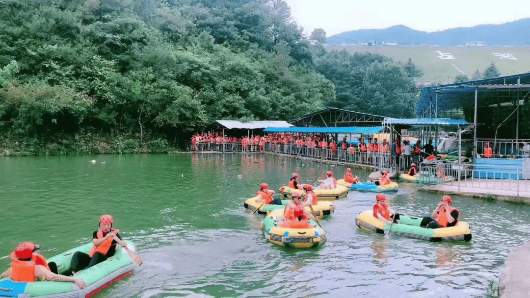 铜仁大峡谷漂流图片