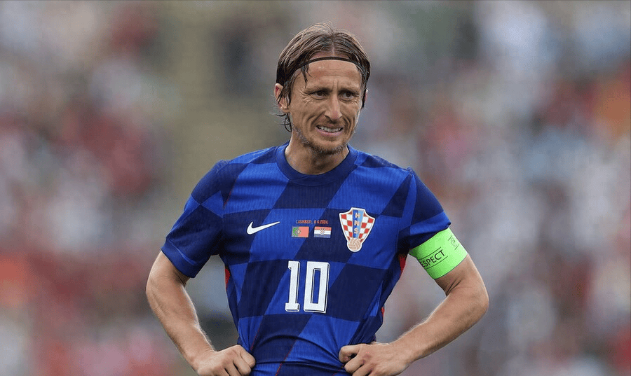 葡萄牙1-2克罗地亚,赛后评分:曼联8号球员排名第一