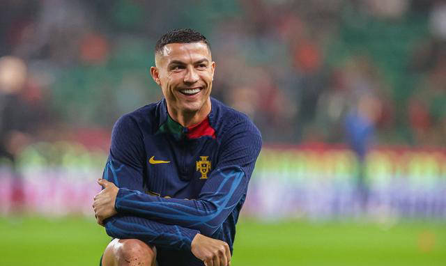 c罗0分钟出战热身赛备受质疑,葡萄牙主帅遭遇记者困扰