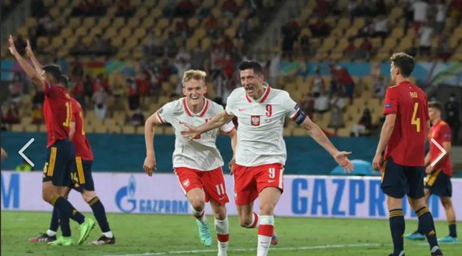 土耳其上一场国际友谊赛在客场0:0闷平意大利,土耳其国家队也是一支