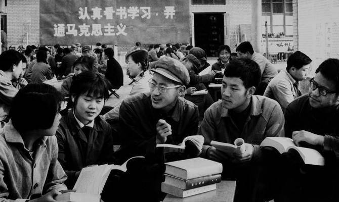 30年前的大学生啥样？图4为北大的女生宿舍，图7场景令人感动落泪-北大现任校花