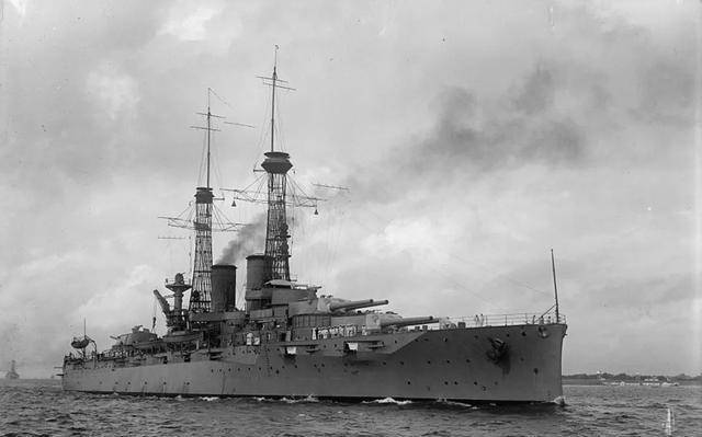 果特兰岛海战:教科书般"敷衍"式海战!