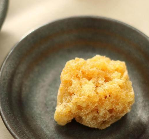 黑木耳的铁含量特别丰富,有极强的乌发功能,长期服用可以帮助身体排毒