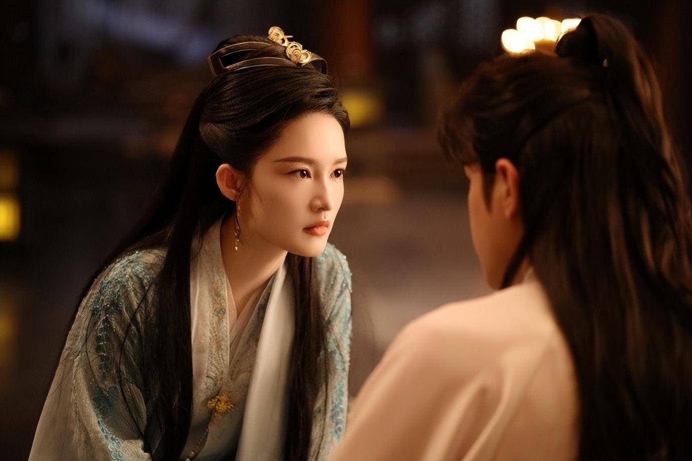 李沁却一直保持着低调和踏实的工作态度,她更愿意用自己的作品和表演