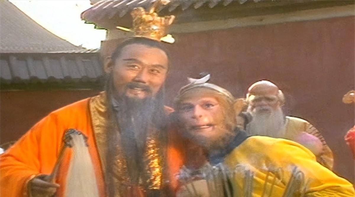 细嚼,就将人参果一口吞掉,其实他知道其中的秘密_大仙_孙悟空_西游记