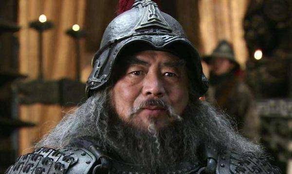 但是丁原下面有个英勇善战的吕布,董卓不是对手.