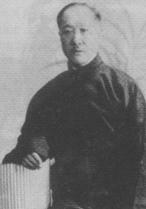 溥仪应该还有一个兄弟是在世的,那就是载涛的六字了,名字叫做溥仕