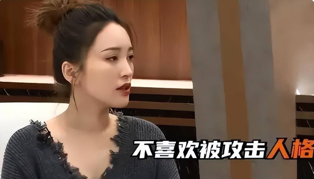 十八岁成名的金莎:曾被传拍戏受胡歌"欺负",40岁靠小男友翻红