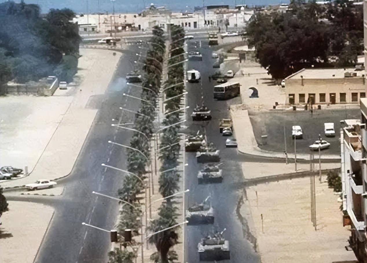 1990中国外交官和记者科威特被扣押,代办冒险救人被踢皮球