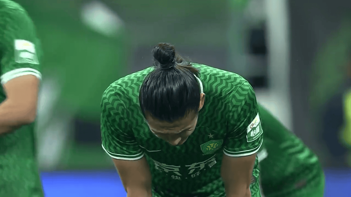 北京国安为国养士 张玉宁带伤去国家队报到 就算再伤在所不辞