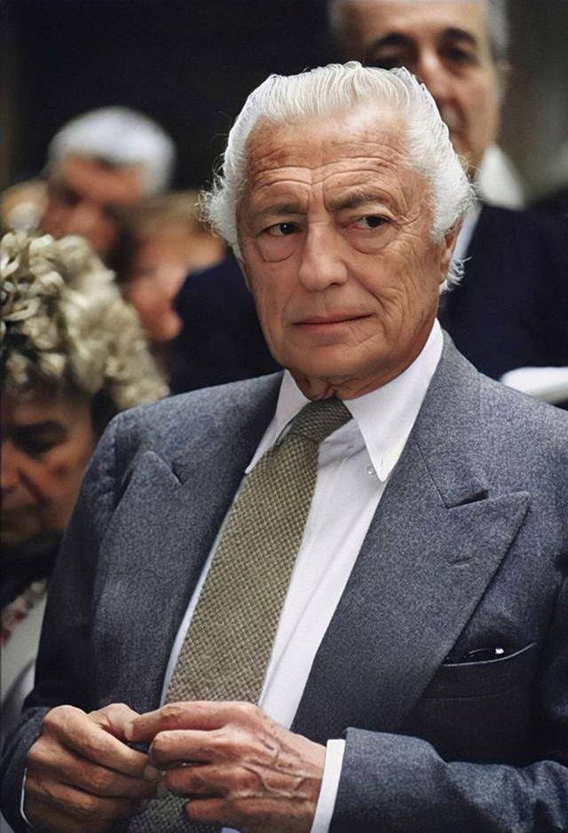 意大利教父:一生唯一缺点,对人过于尊重,去世,欧洲七国降半旗