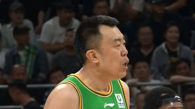 辽宁男篮新秀展现韩德君风采 亚冠赛场掘双塔 杨鸣深感欣慰