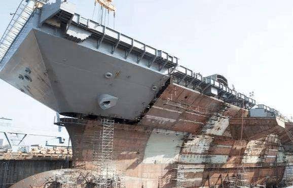 中国成功研发"超级钢板",打破西方垄断,全球仅3国能独立生产_航母